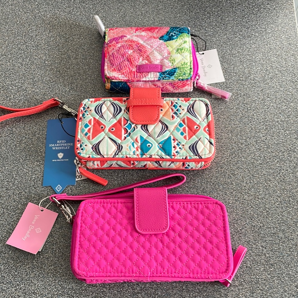 Vera Bradley 2 smartphone wristlet & iconic RFID Card Case